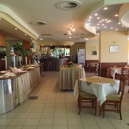 Otel Хотел Силвер