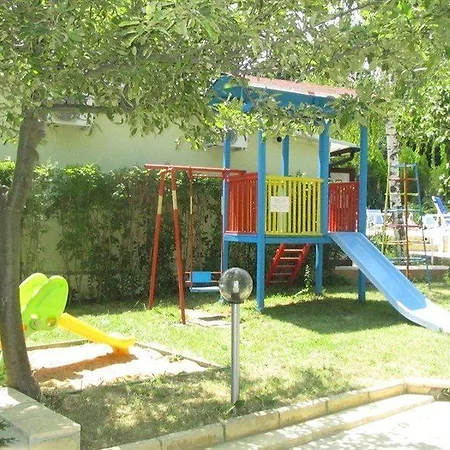 מלון Silver גולדן סנדס