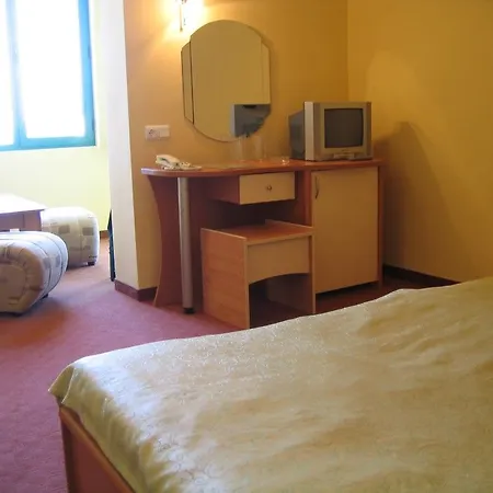 Hotel Хотел Силвер 3*